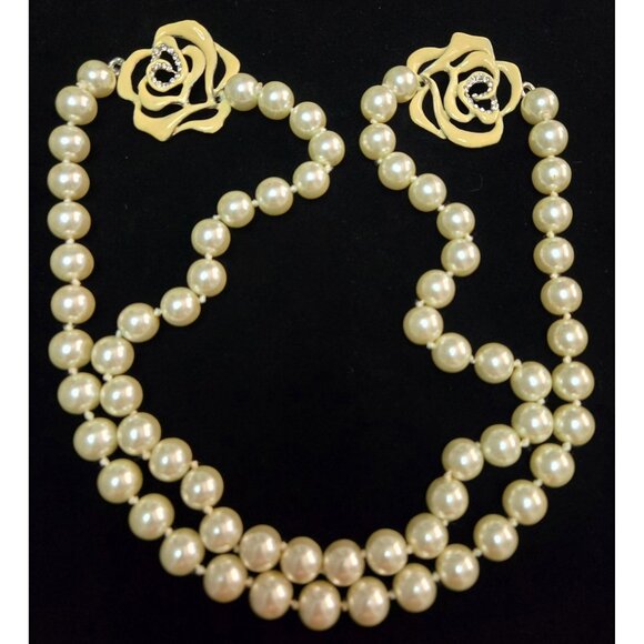 Glass Pearls and Enamel Roses Long Hand-Knotted Beaded Necklace - Picture 1 of 5